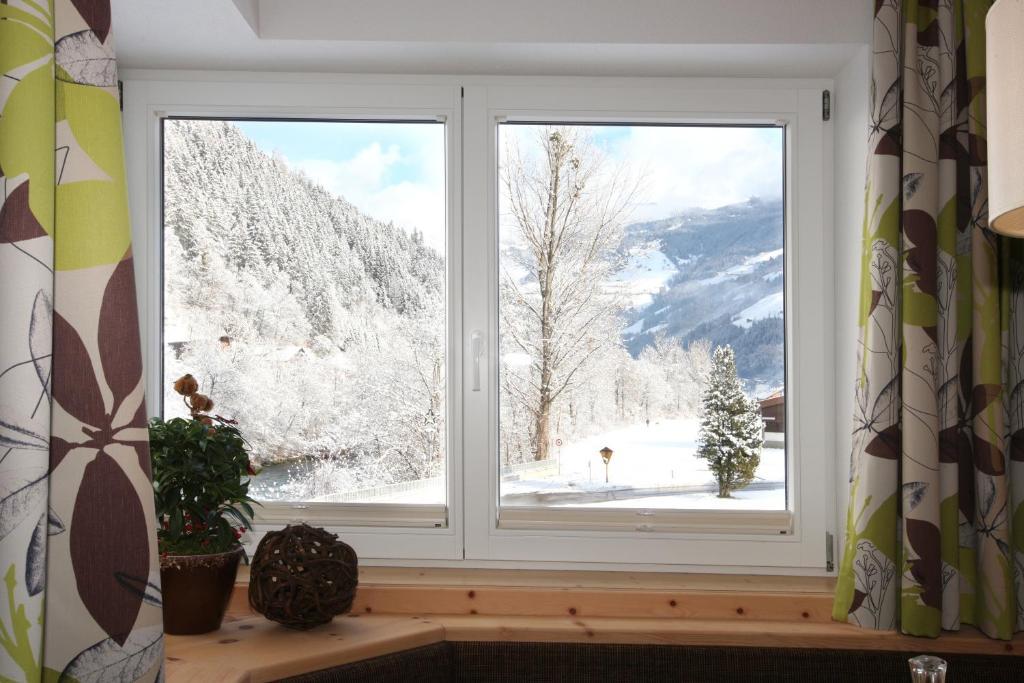 Appartements Alpenkristall 젤암질러 객실 사진