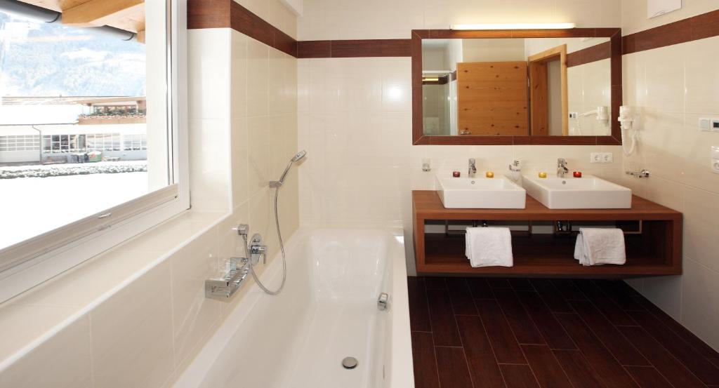 Appartements Alpenkristall 젤암질러 객실 사진